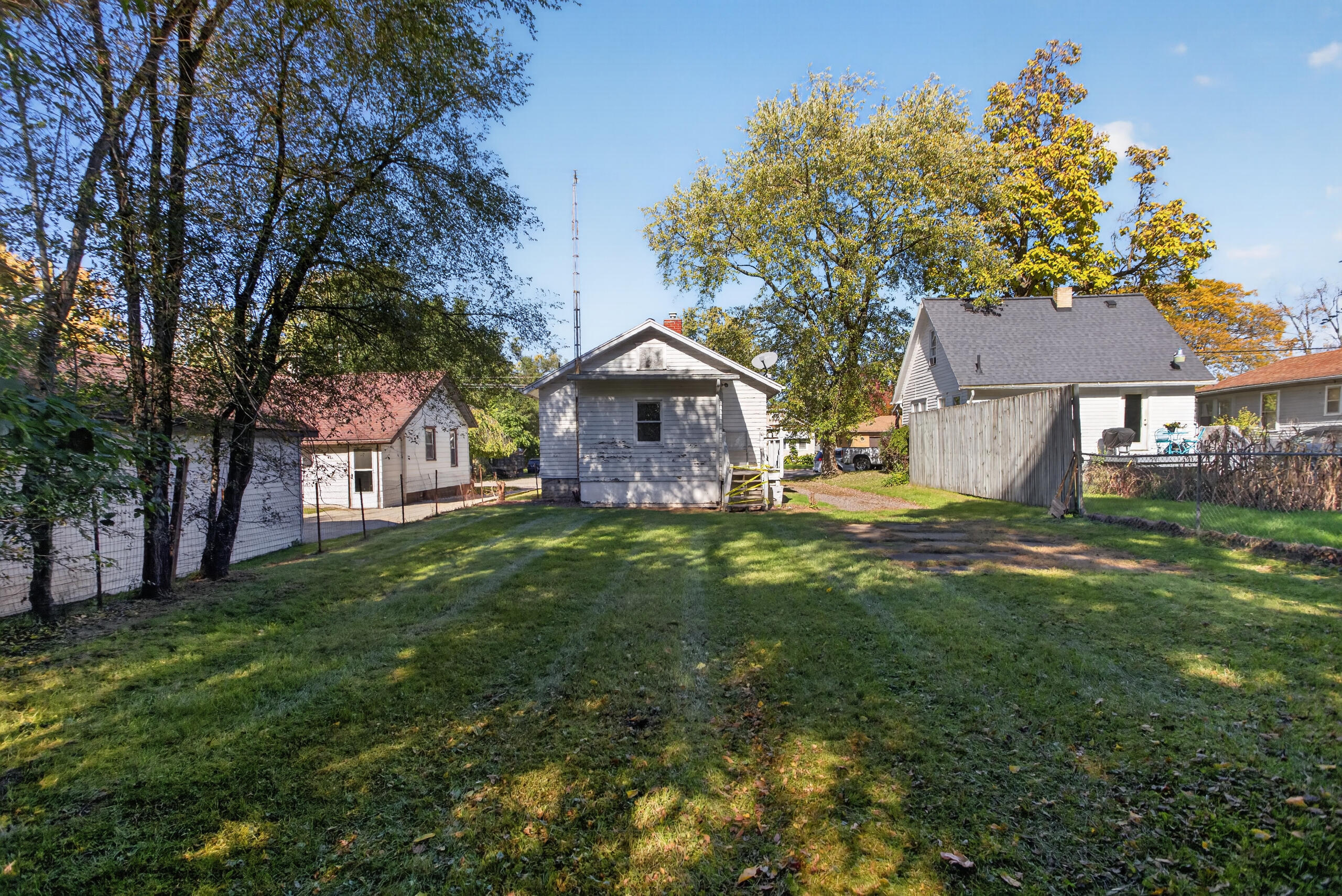 329 E South Street