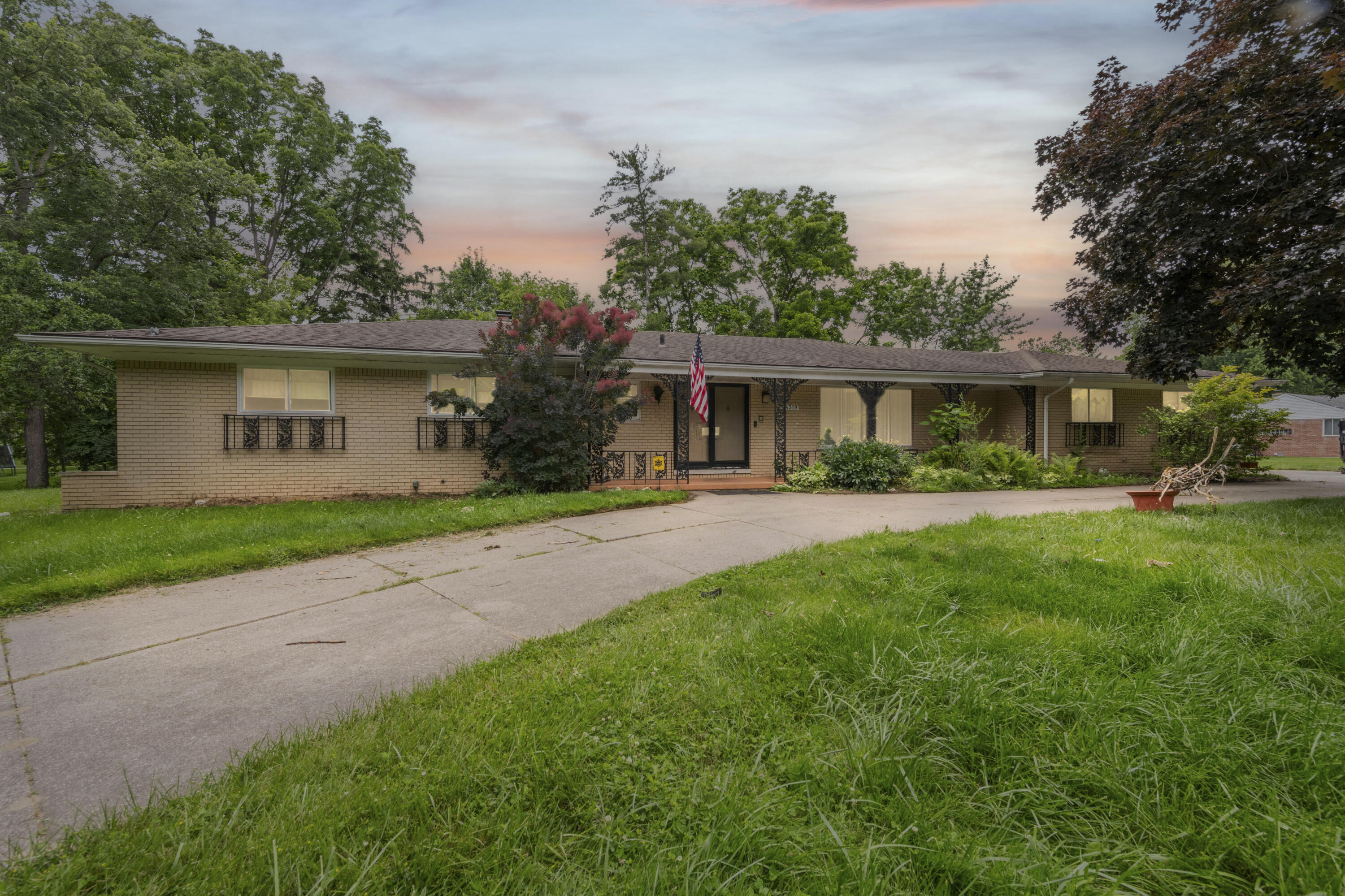 24319 Tamarack Trail