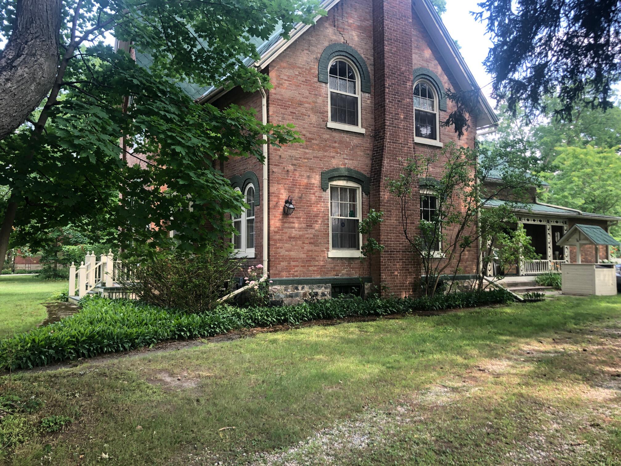 857 E Michigan Avenue