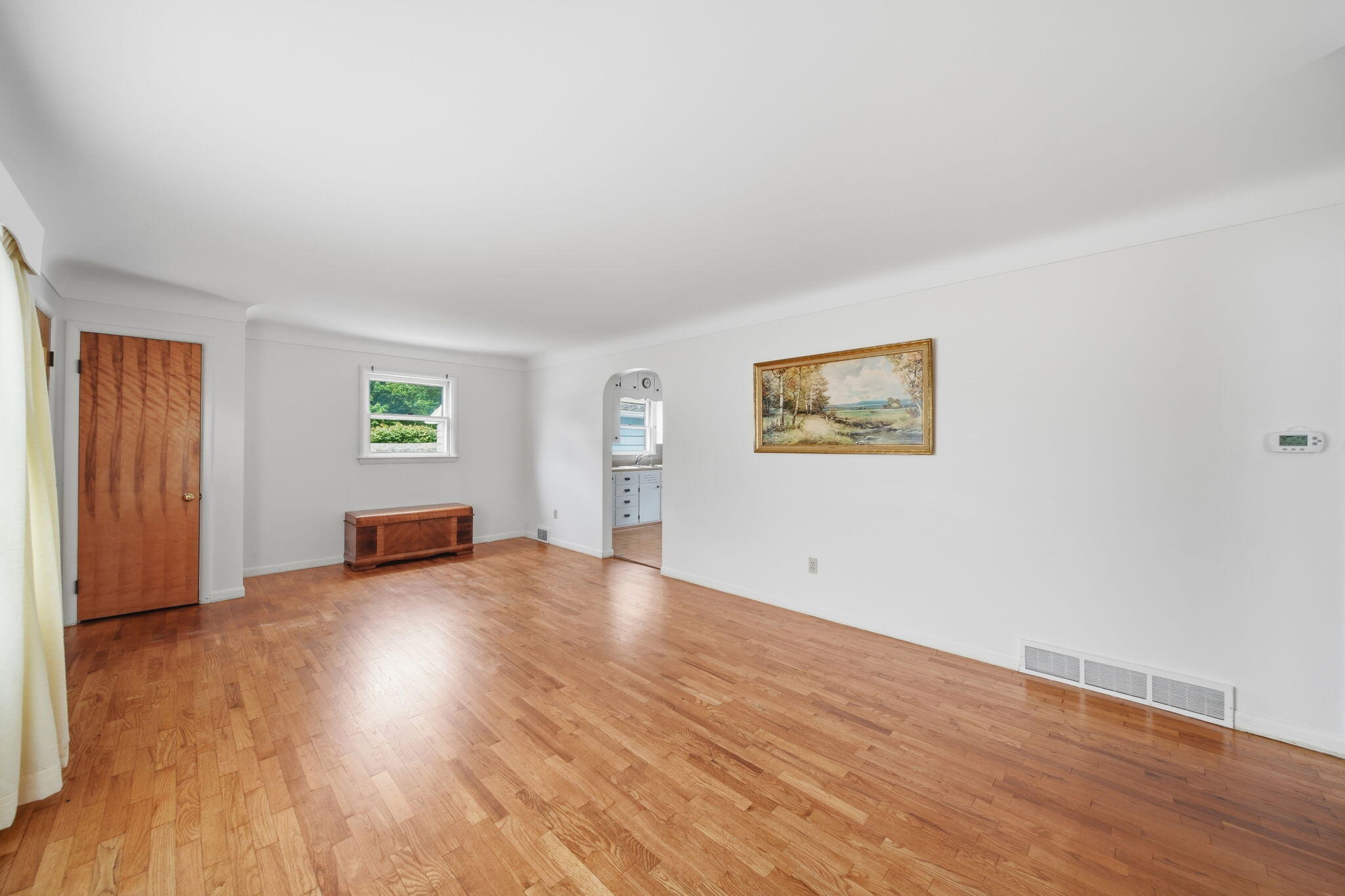 3109 Queen Street