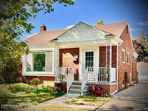 70 Knollwood Boulevard Clawson City MI 48017