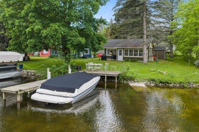 7752 Maple Street Central Lake Township MI 49622