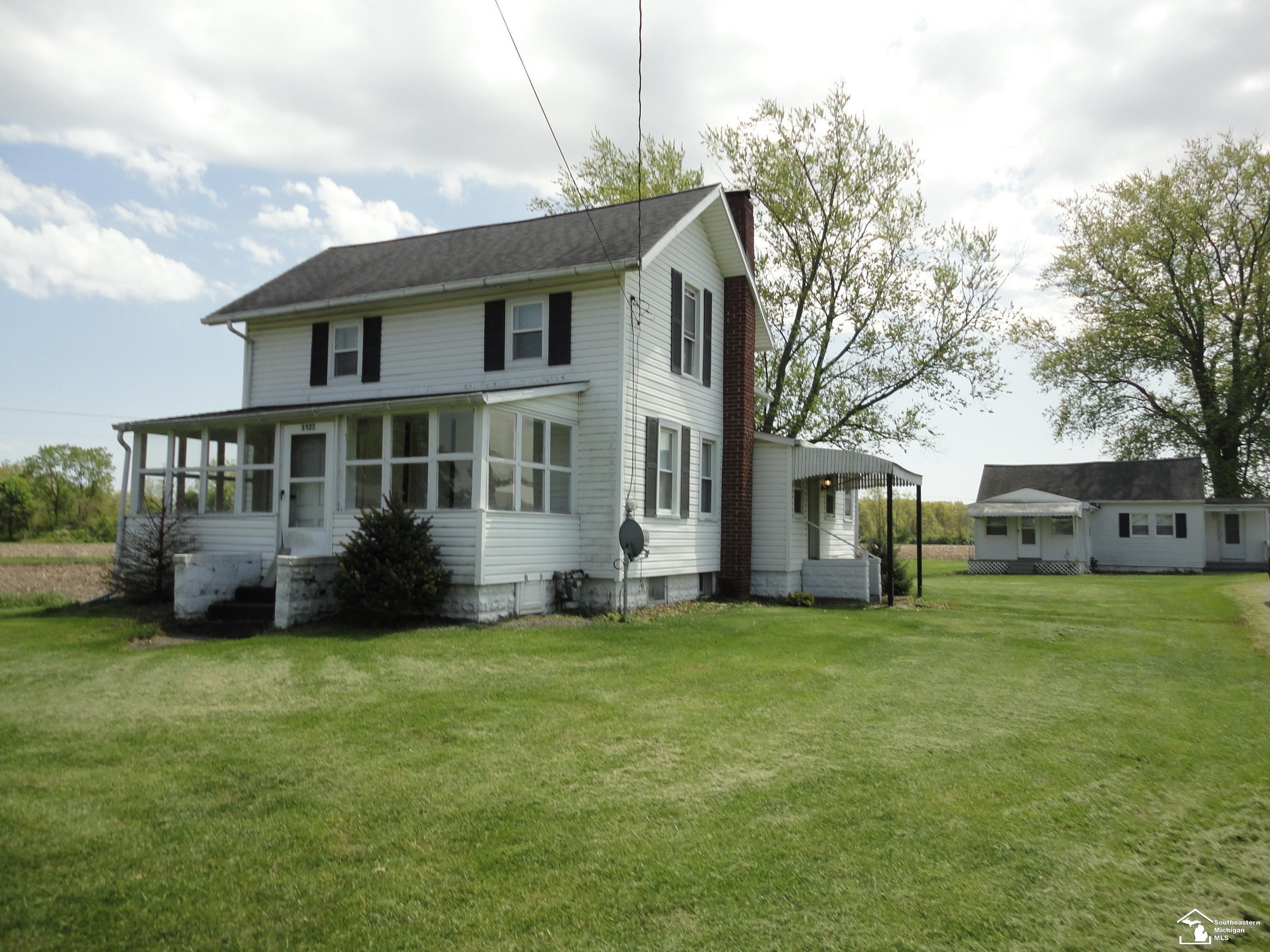 3325 W Albain Road