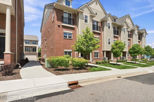 25549 GRANDVIEW LN # 31, NOVI, MI 48375 - Image 3bc54ec09a003cba60cbdc0dc2b08ec3/2664357969