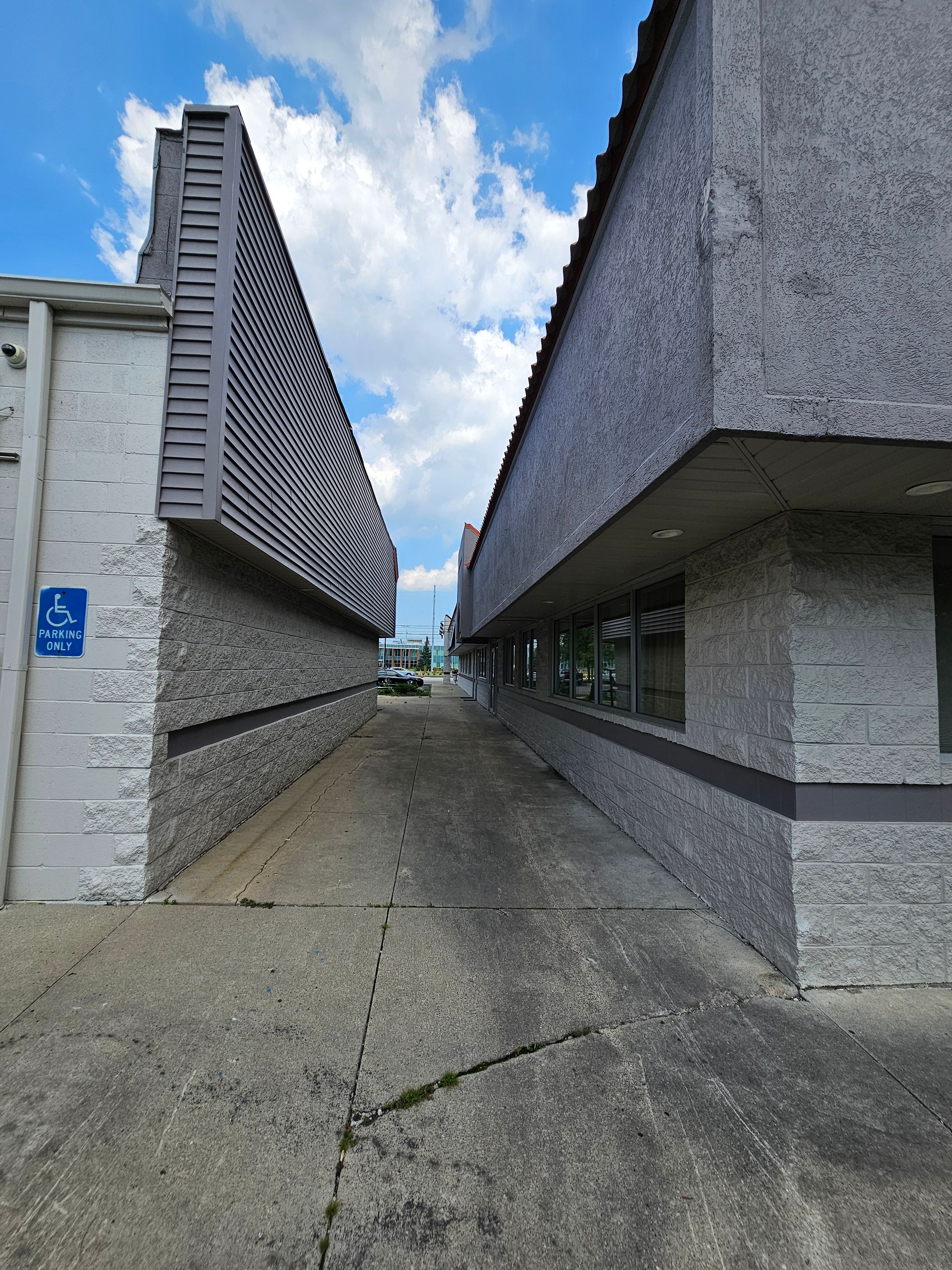 39505 Mound Road