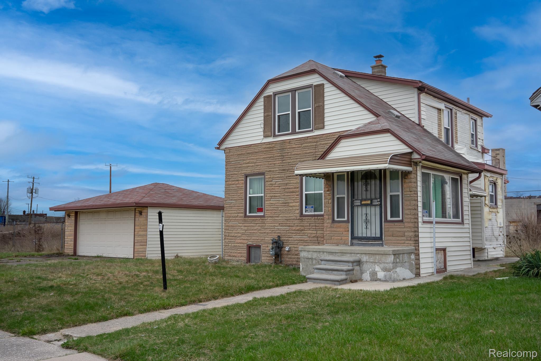 12257 W Jeffries Freeway