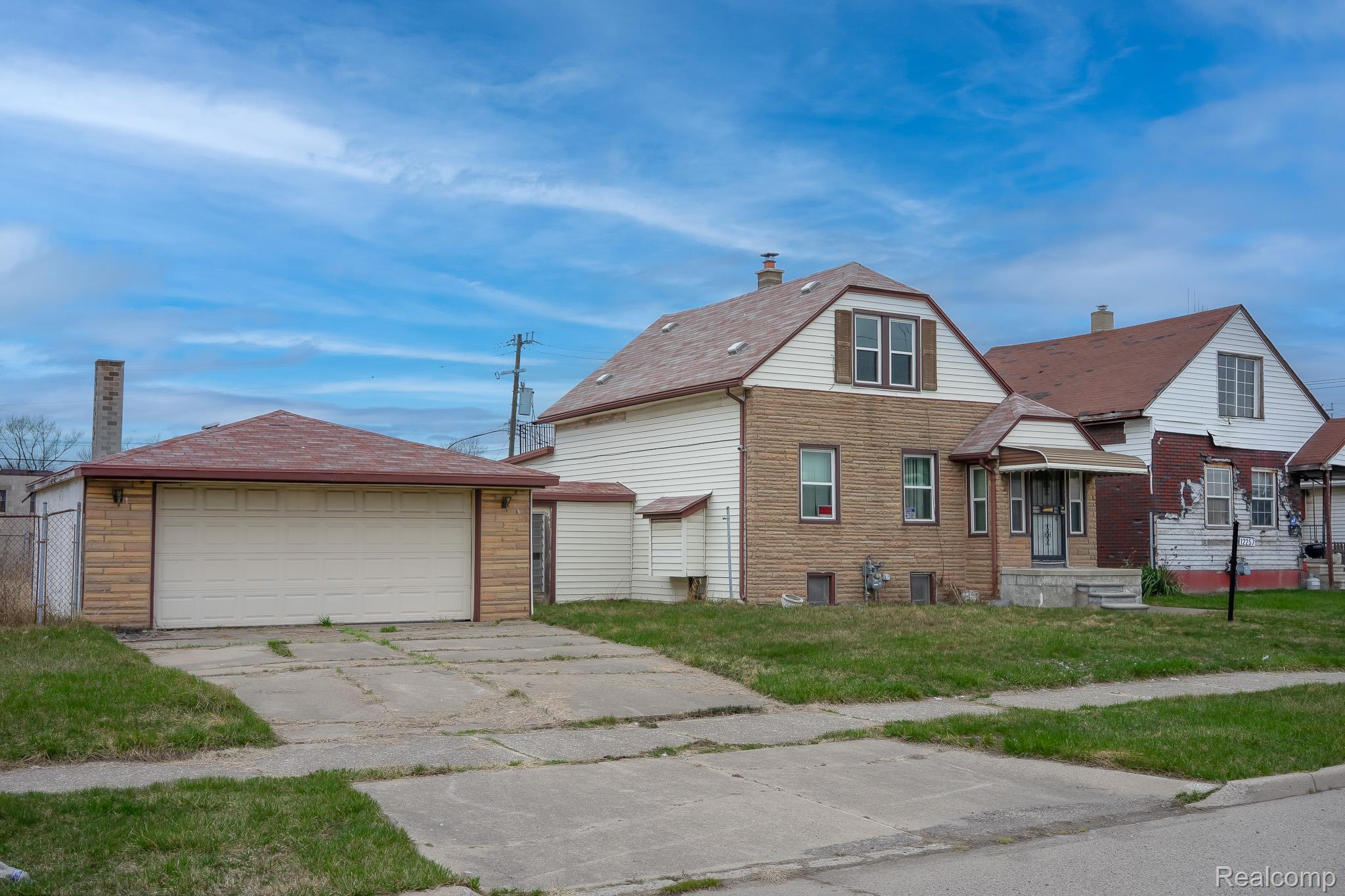 12257 W Jeffries Freeway