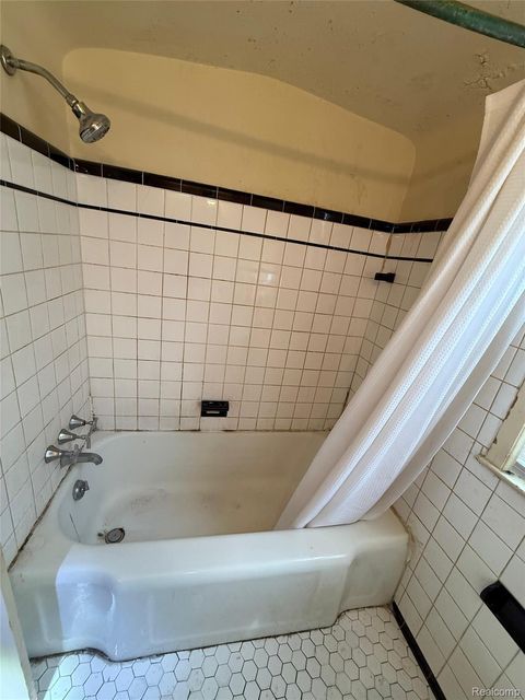 Tiny photo for 50 Eason Street, Detroit City, MI 48203 (MLS # 20261021760)