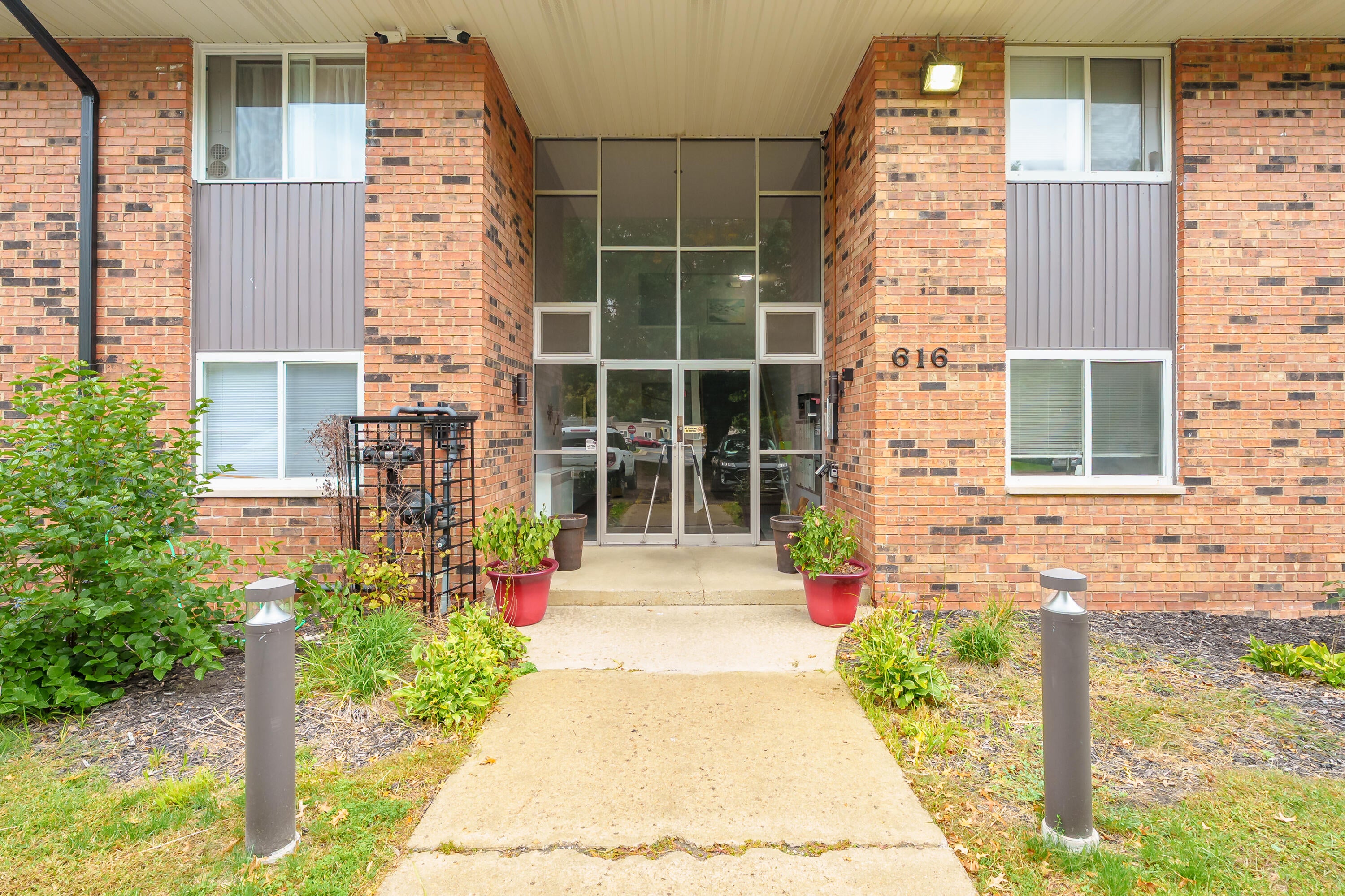 616 Lynn Avenue 25