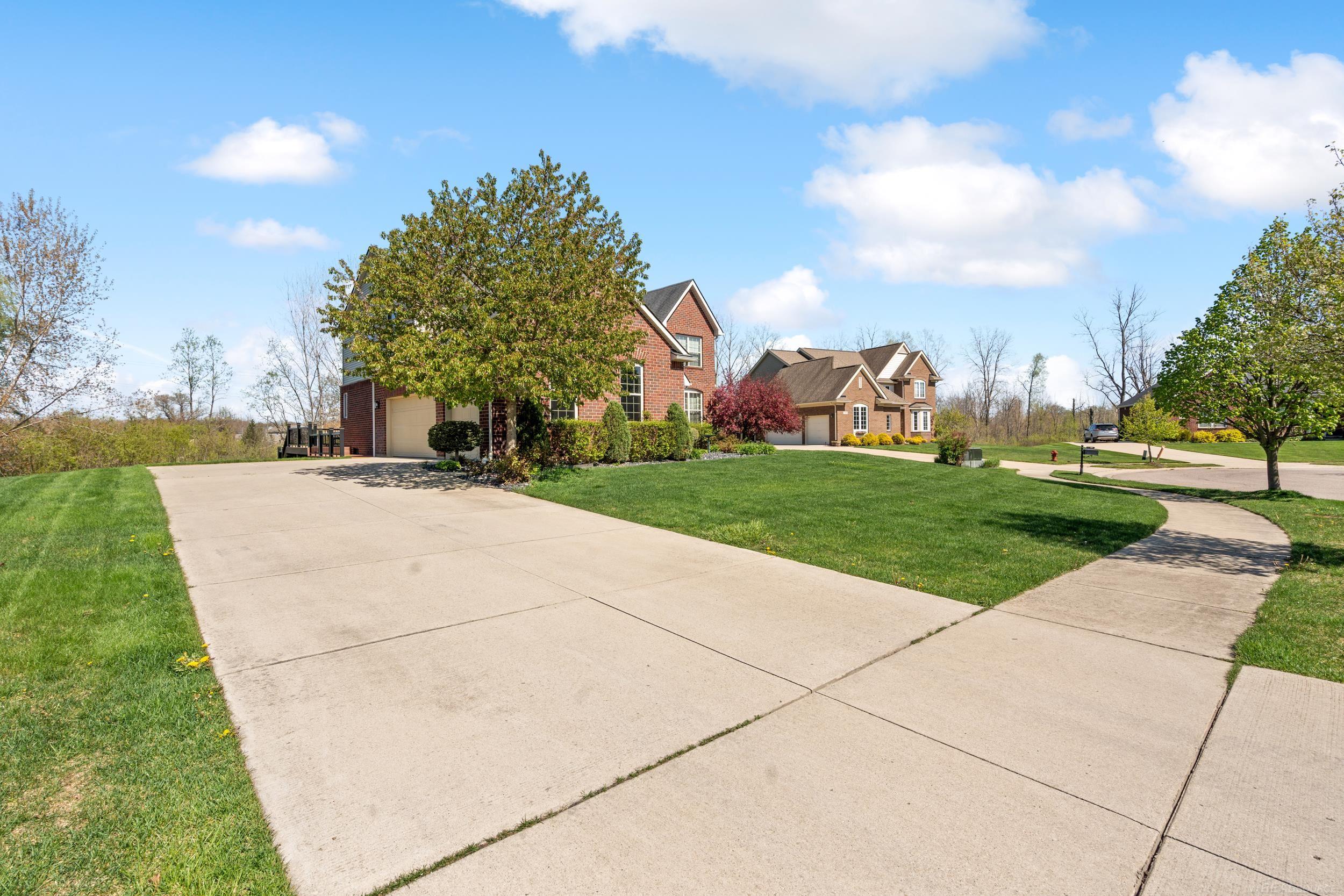 717 Dennison Court