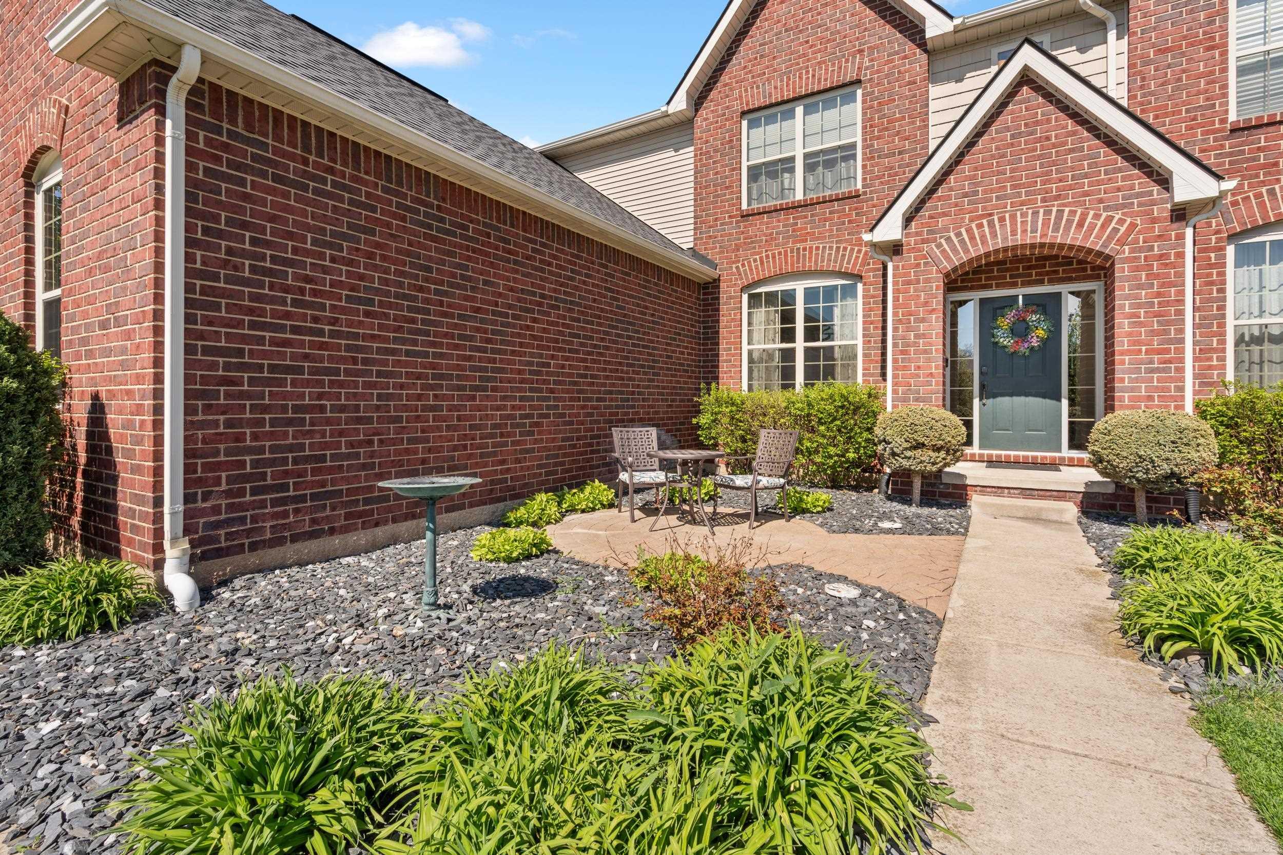 717 Dennison Court
