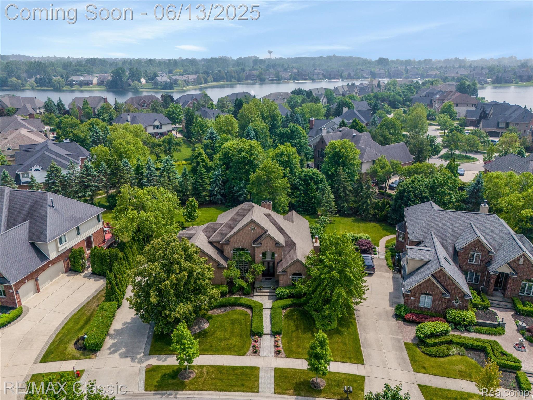 18438 Clairmont Circle E