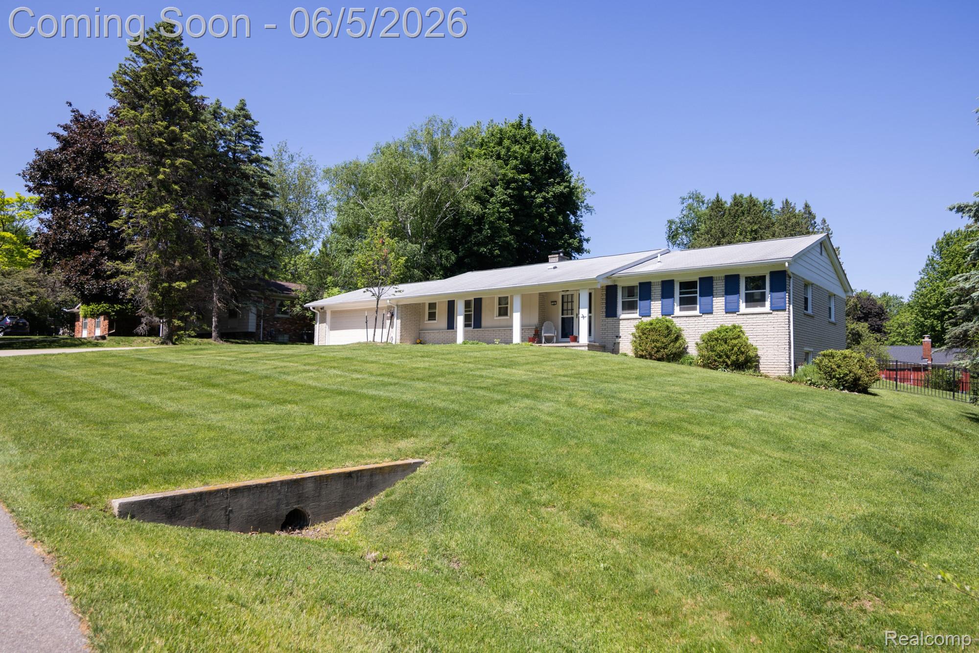 724 Sandstone Drive