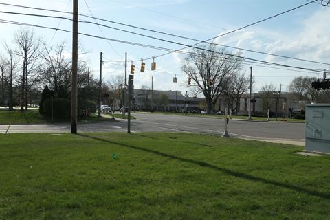 323 W Superior Street Alma City MI 48801