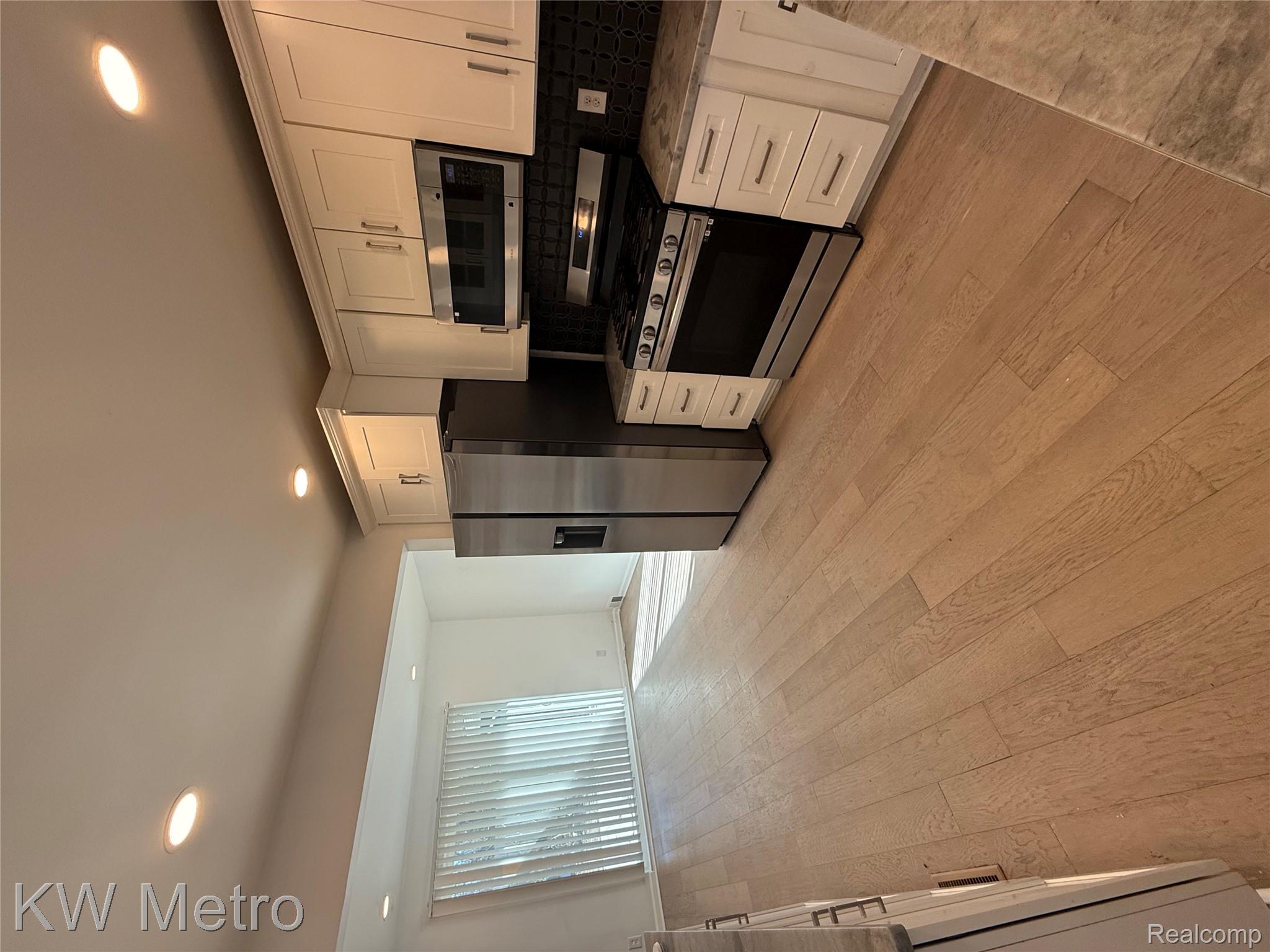 1440 W Square Lake Road