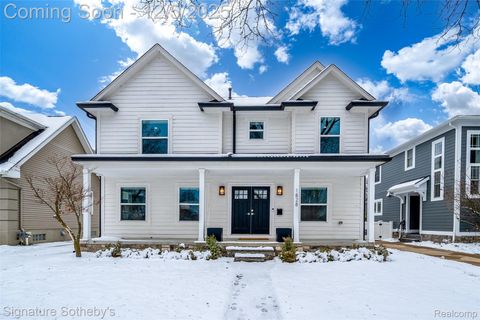 1828 Henrietta Street Birmingham City MI 48009