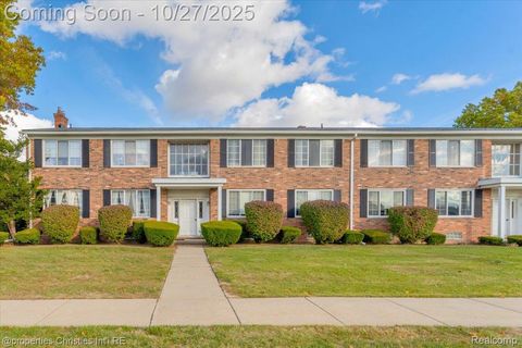 29654 Hoover Road 129 Warren City MI 48093
