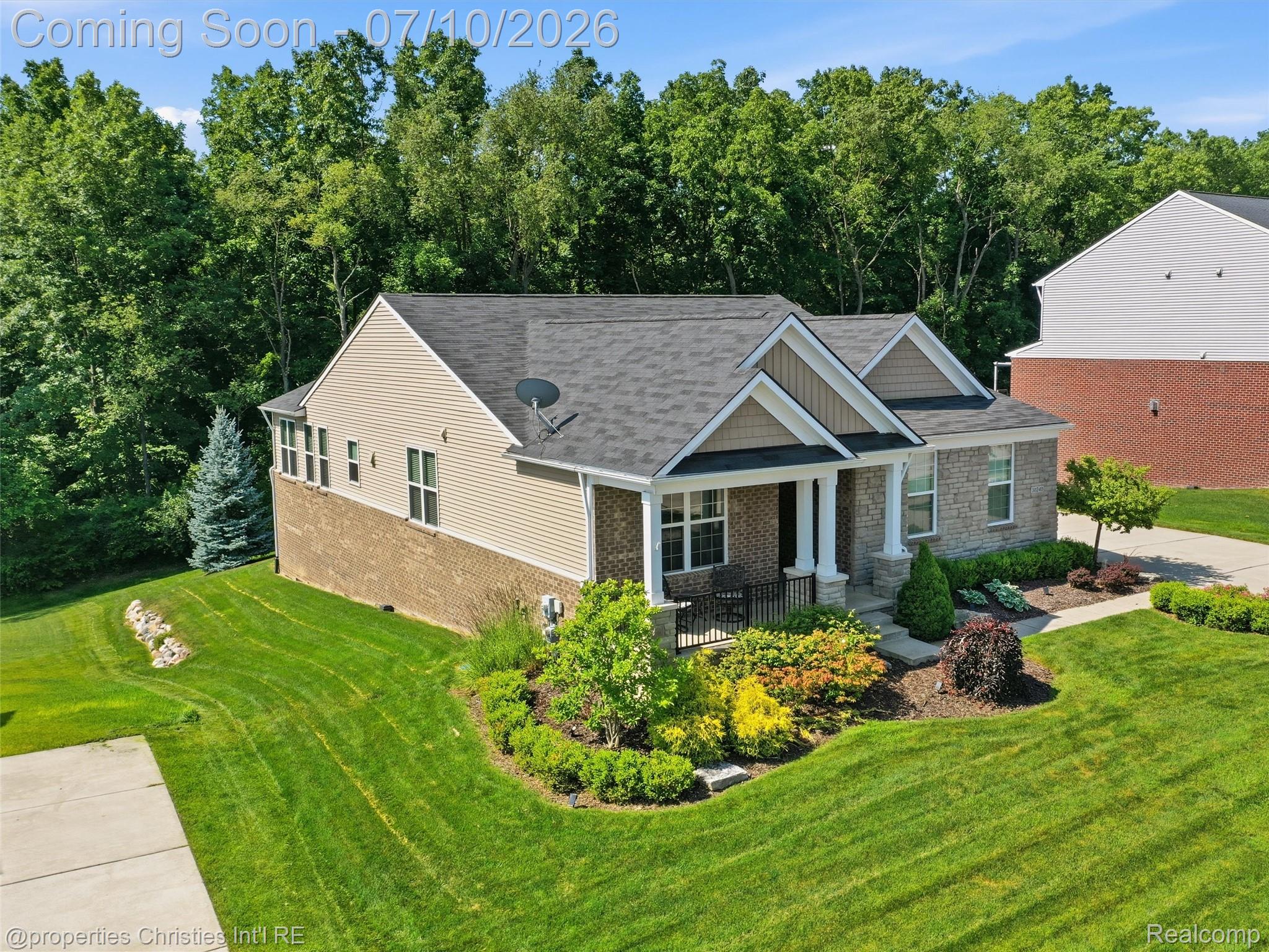 30243 Macintosh Lane