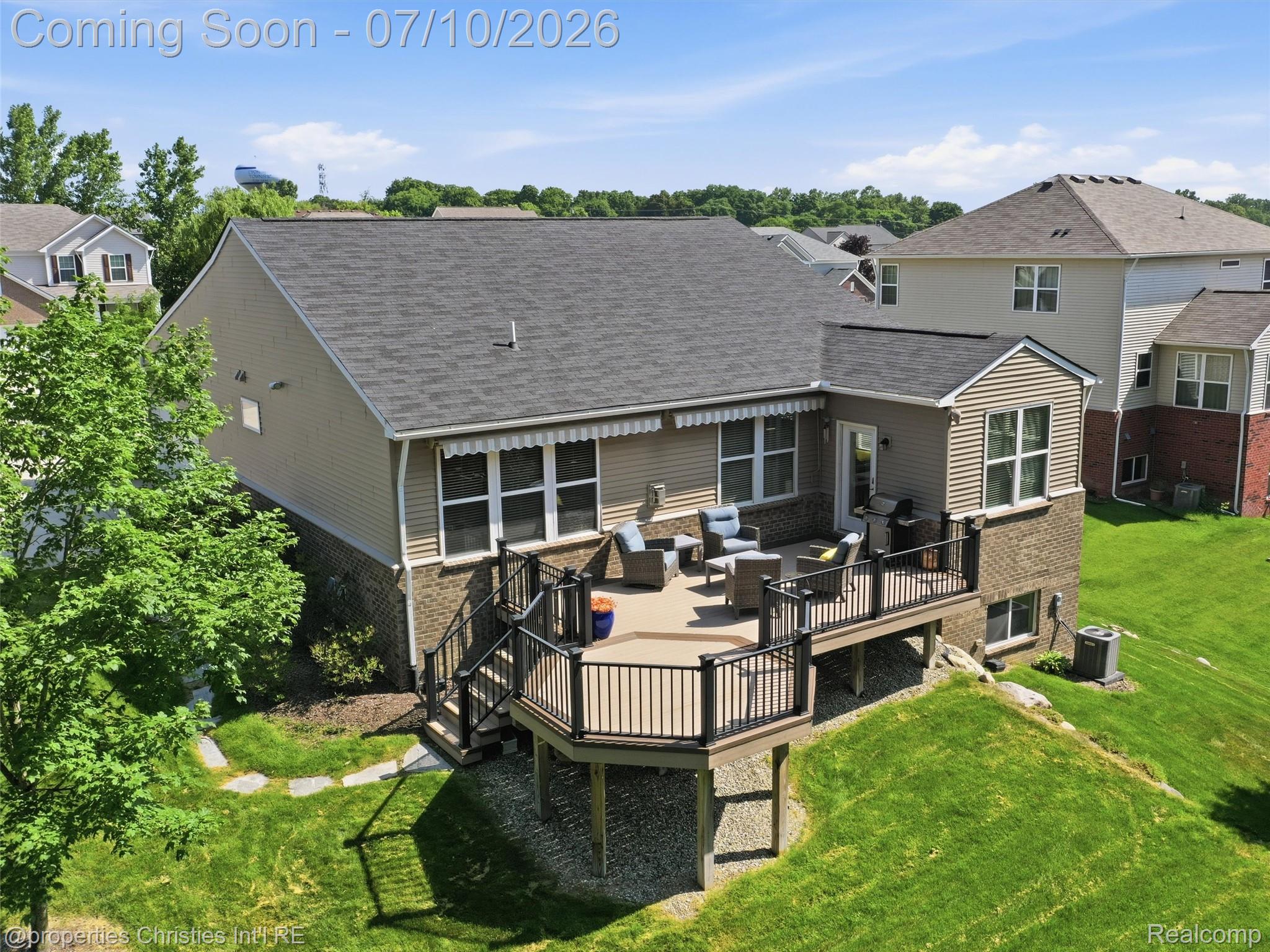 30243 Macintosh Lane