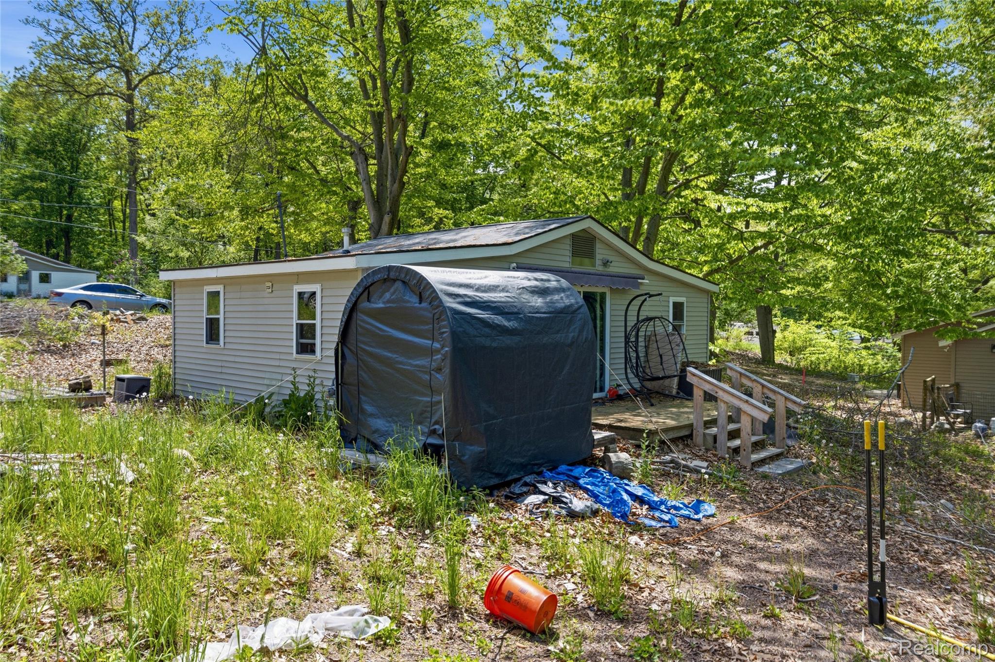 5842 Woodland Drive
