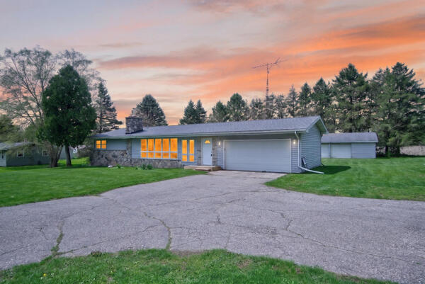 1114 Chapel Road