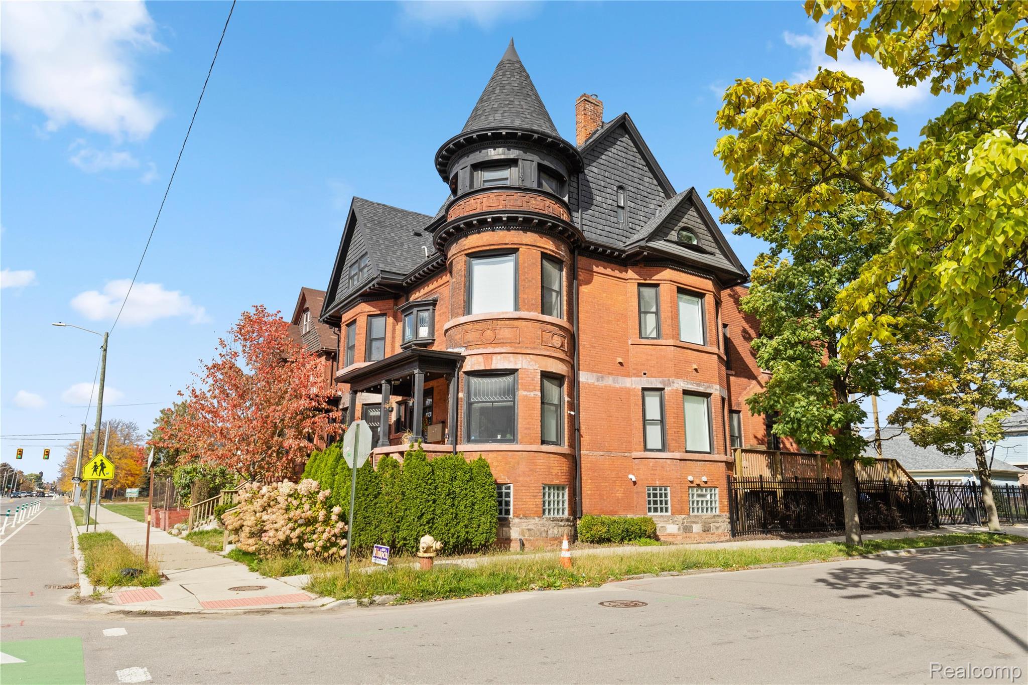 Detroit City, Michigan 48208, United States, 2 Bedrooms Bedrooms, ,2 BathroomsBathrooms,Residential,Active,163177