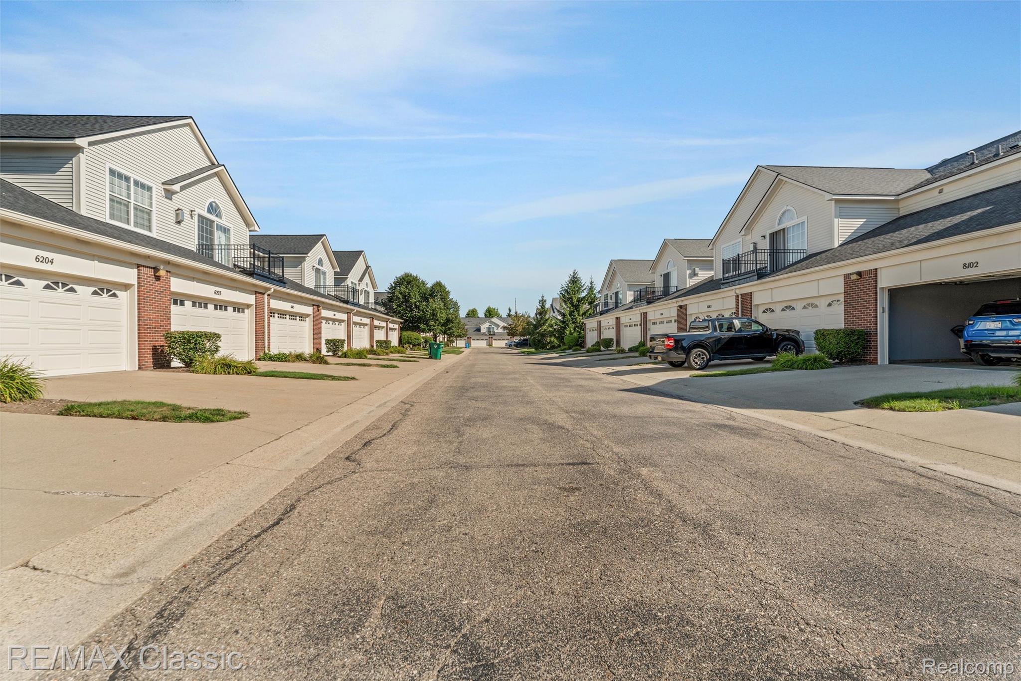 6104 Jasmine Drive