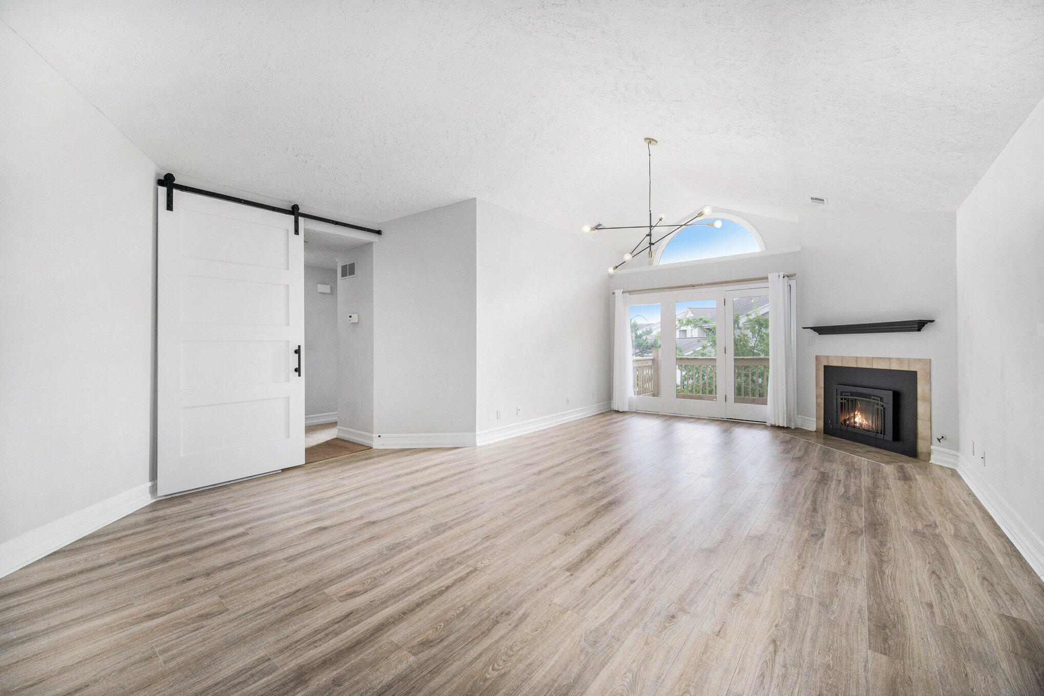 1623 Long Meadow Trail