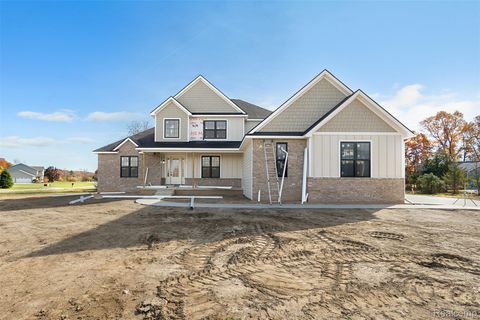 8981 Acacia Trail Putnam Township MI 48169