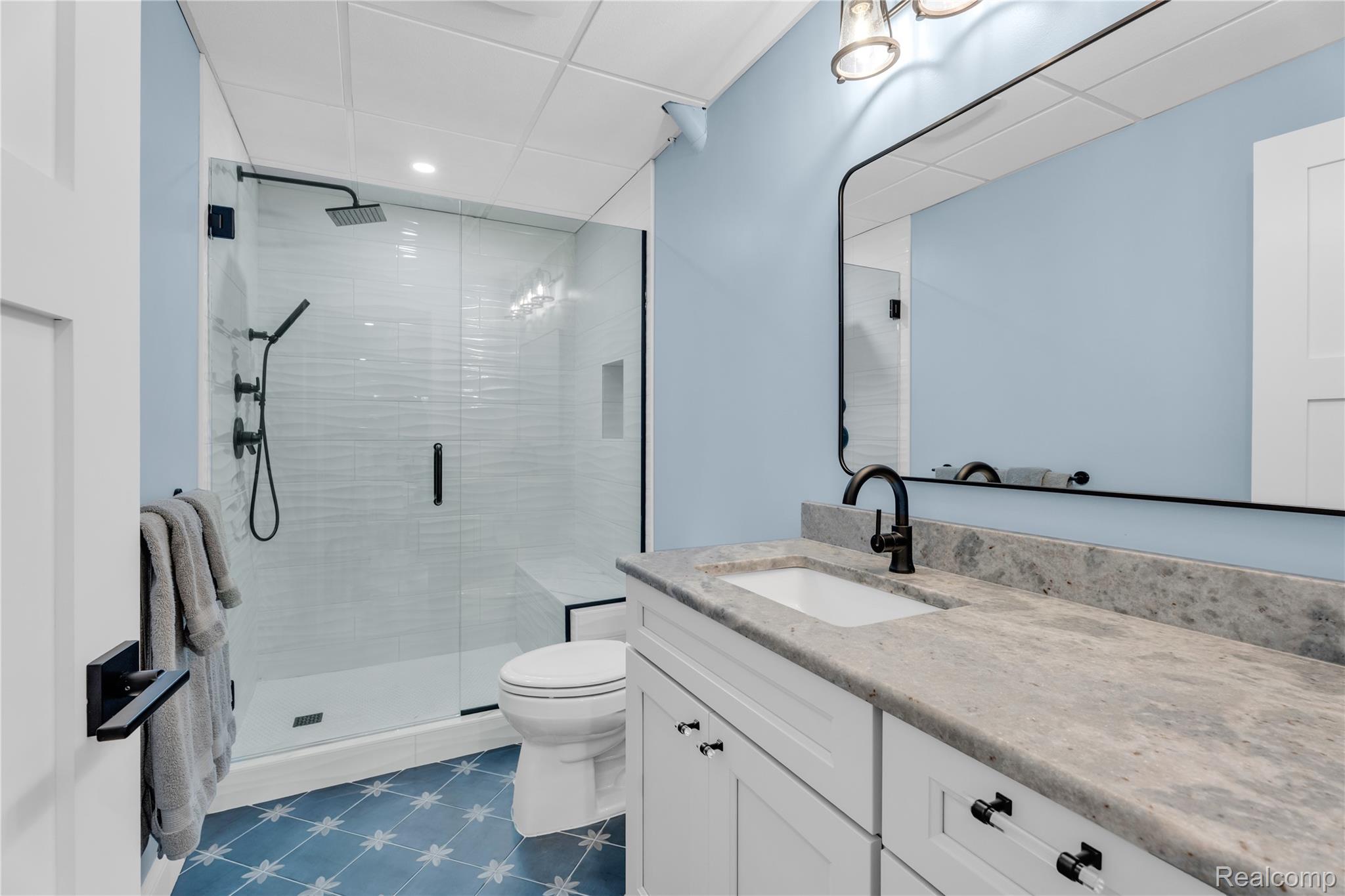 West Bloomfield Charter Township, Michigan 48324, United States, 3 Bedrooms Bedrooms, ,3 BathroomsBathrooms,Residential,Active,167223