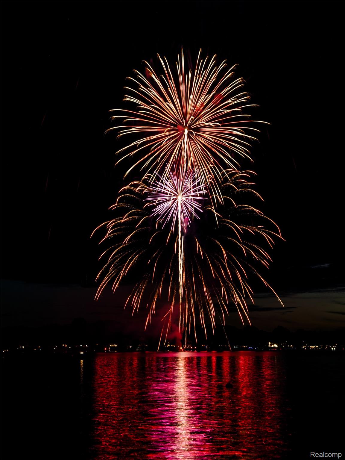 West Bloomfield Charter Township, Michigan 48324, United States, 3 Bedrooms Bedrooms, ,3 BathroomsBathrooms,Residential,Active,167223