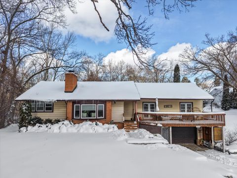 Tiny photo for 6928 Scotch Lake Drive, West Bloomfield Charter Township, MI 48324 (MLS # 81026009265)