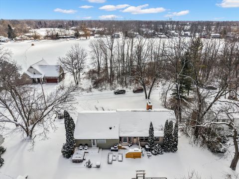 Tiny photo for 6928 Scotch Lake Drive, West Bloomfield Charter Township, MI 48324 (MLS # 81026009265)