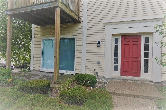 816 BLOOMFIELD VILLAGE Boulevard A