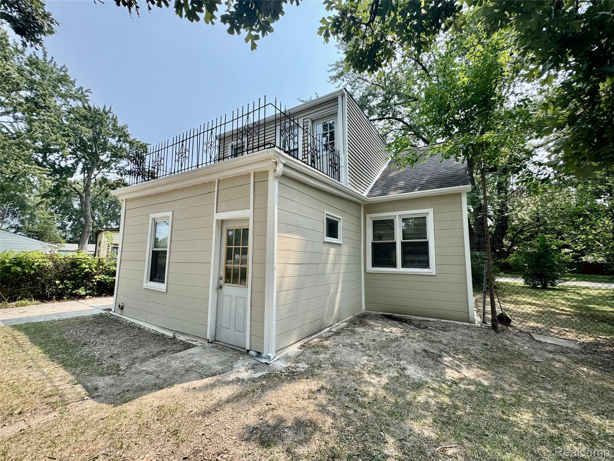 20535 Ridgemont Road