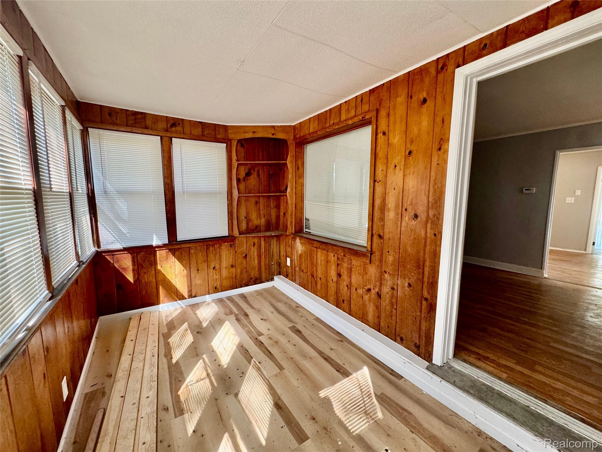 20535 Ridgemont Road