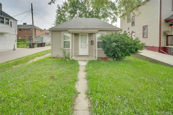433 ATWOOD ST, TRENTON, MI 48183 - Image 3c483febb013d534eee96c2fba802a0e/3793885691