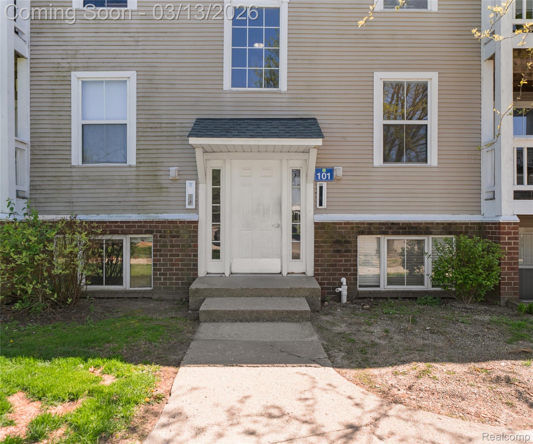 101 Fieldcrest St 204