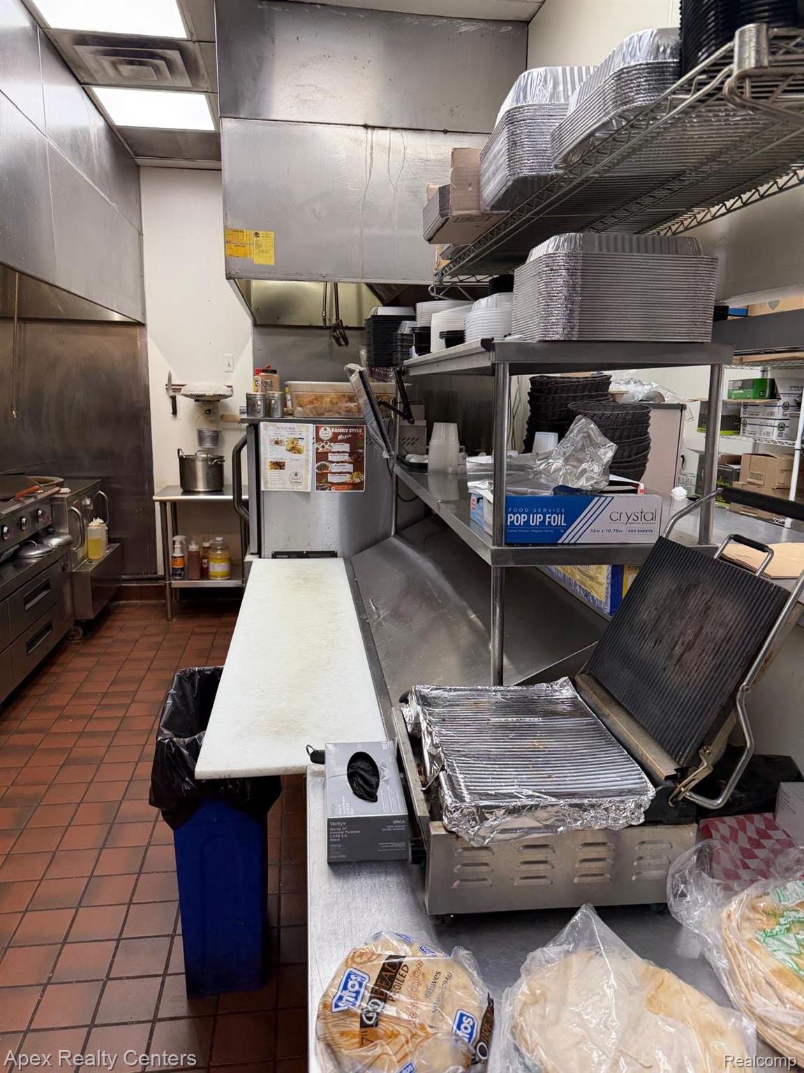 7209 N Canton Center