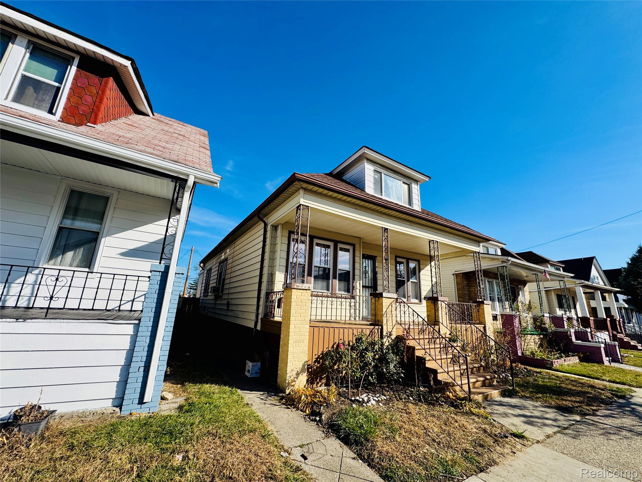 12140 Mitchell Street