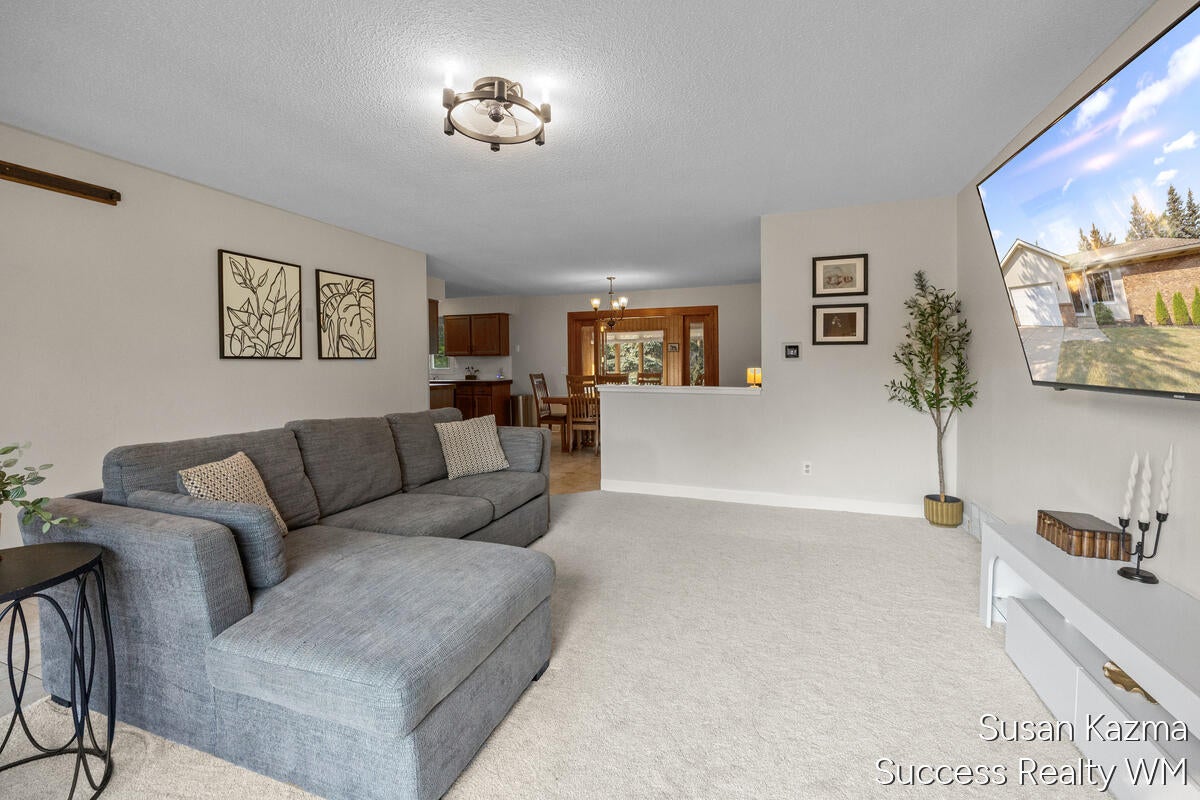 4437 Forest Park Drive SW