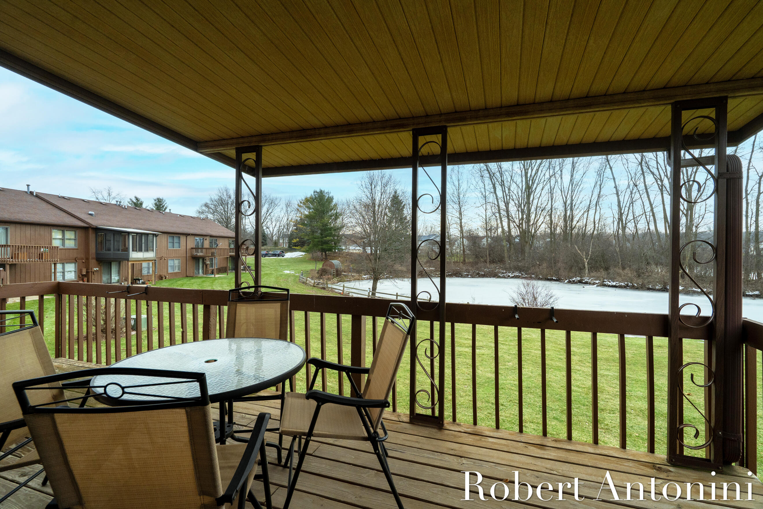 3128 Old Kent Road SE