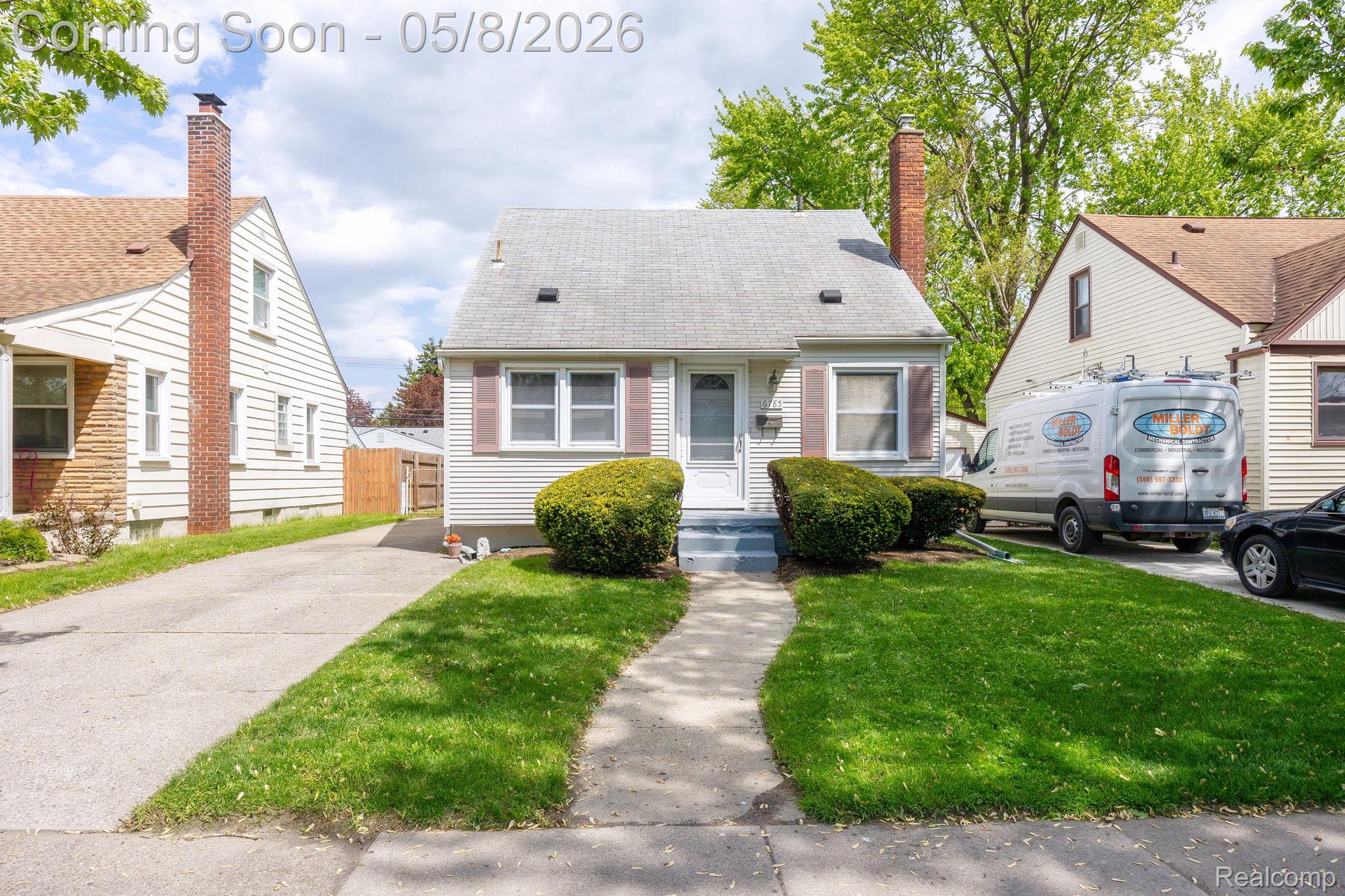 6785 Pelham Road