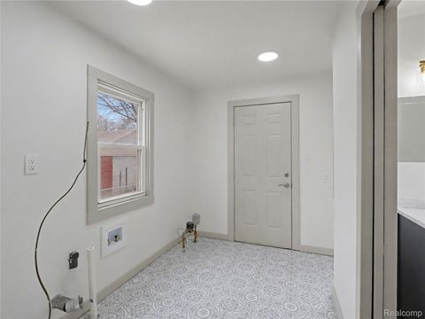 Tiny photo for 1032 E Maxlow Avenue, Hazel Park City, MI 48030 (MLS # 20261019779)