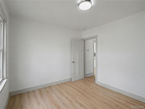 Tiny photo for 1032 E Maxlow Avenue, Hazel Park City, MI 48030 (MLS # 20261019779)