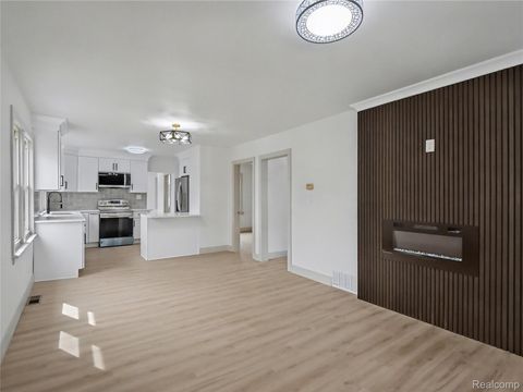 Tiny photo for 1032 E Maxlow Avenue, Hazel Park City, MI 48030 (MLS # 20261019779)