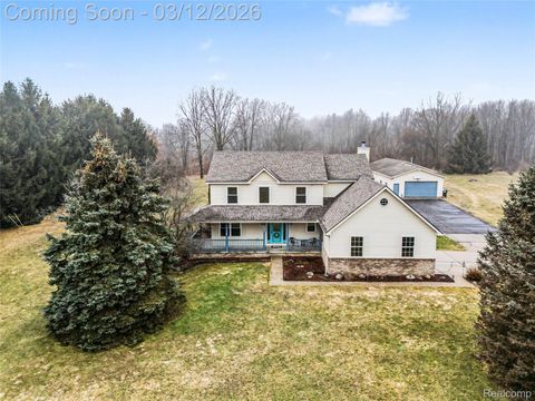 453 N Hughes Road Oceola Township MI 48843