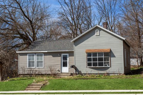 309 N Red Bud Trail Buchanan City MI 49107