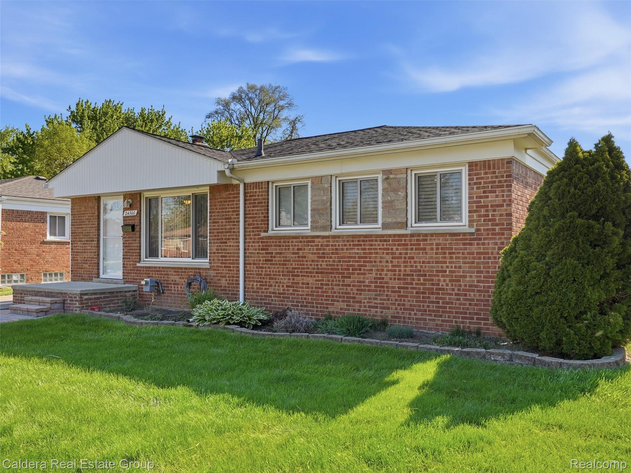 24300 Prairie Lane