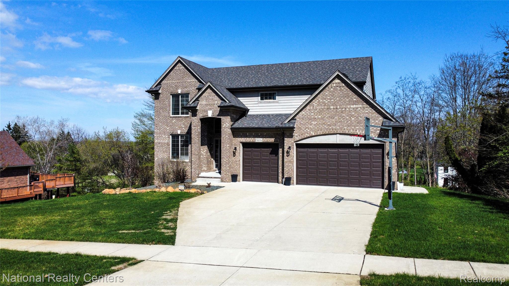 70376 Hillside Court